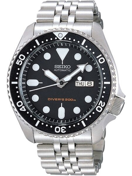 Seiko SKX007 on its jubilee bracelet